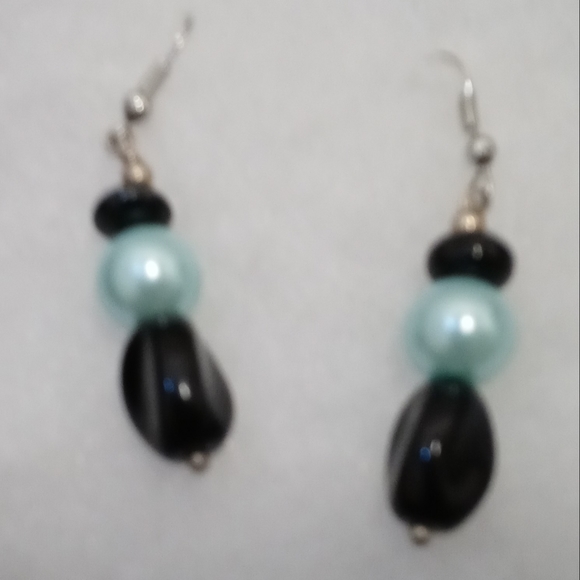 Bracelet with earrings - Picture 2 of 3